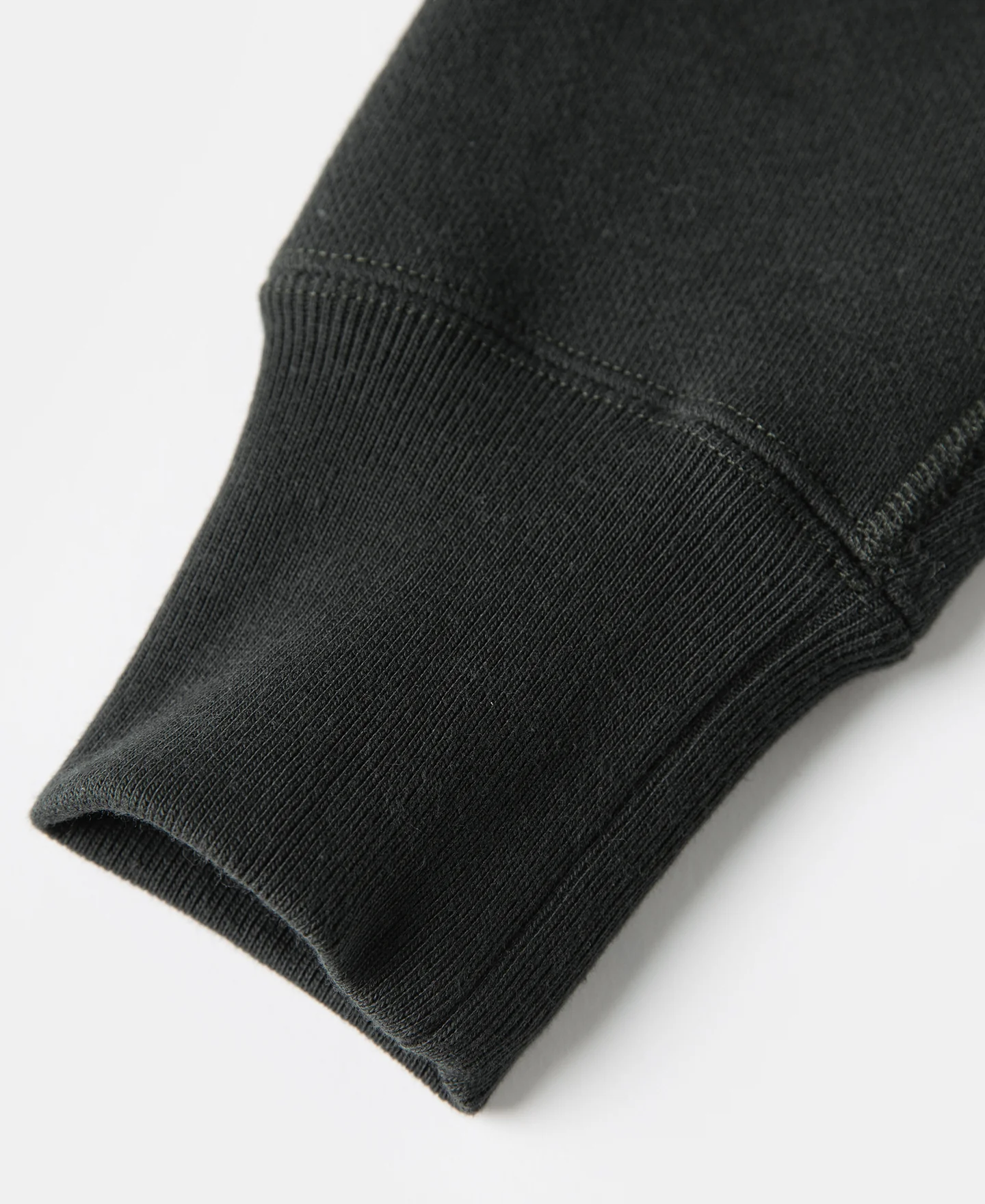 1282-1950s-sports-training-raglan-sleeve-sweater-vintage-black-14.webp 1950s Sports Training Raglan Sleeve Sweater - Vintage Black