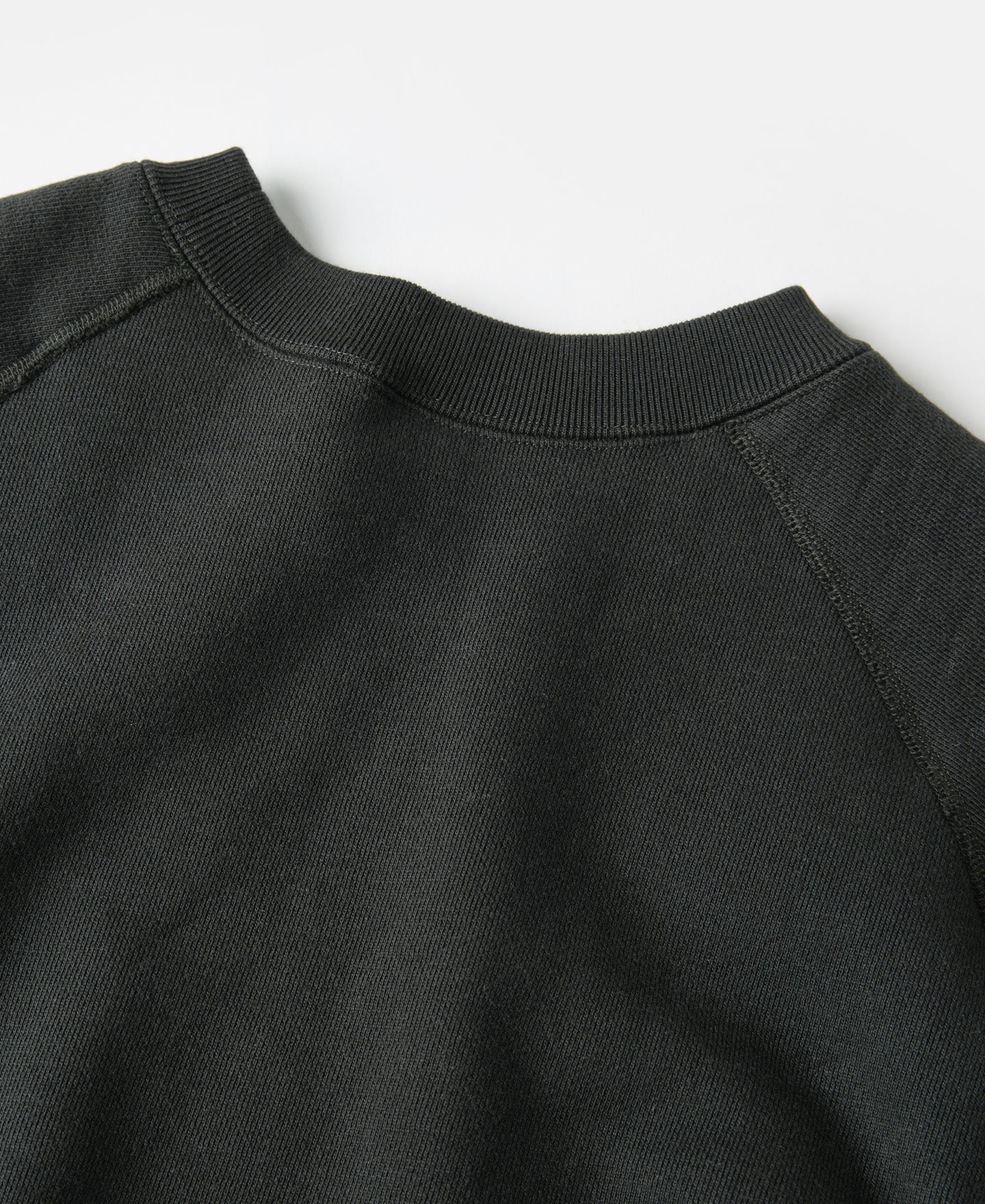 1282-1950s-sports-training-raglan-sleeve-sweater-vintage-black-15.jpg 1950s Sports Training Raglan Sleeve Sweater - Vintage Black