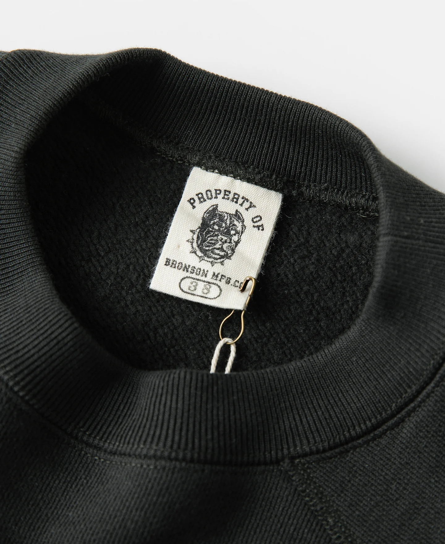 1282-1950s-sports-training-raglan-sleeve-sweater-vintage-black-6.webp 1950s Sports Training Raglan Sleeve Sweater - Vintage Black