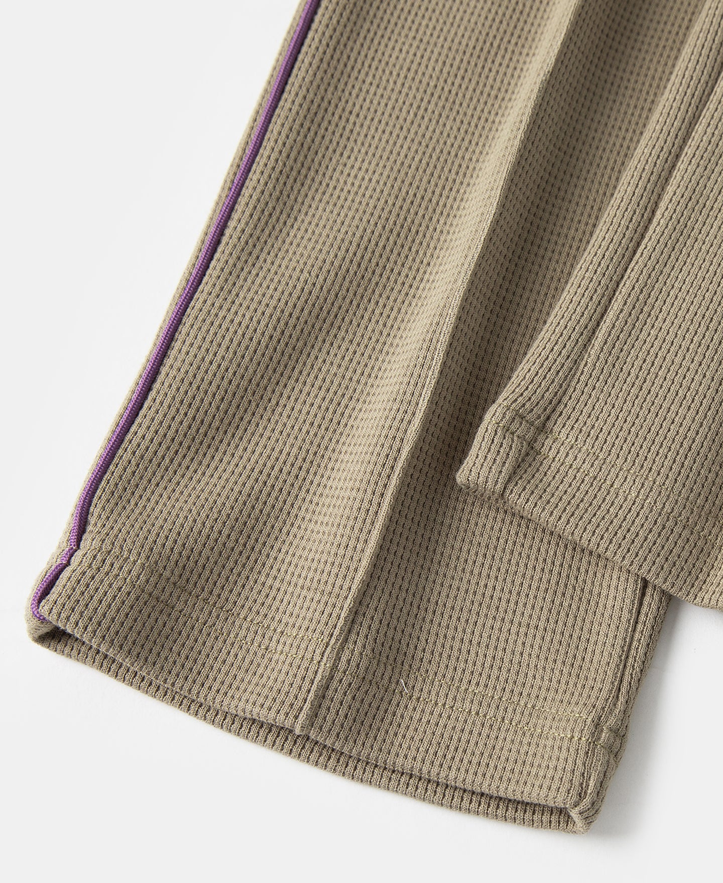 1346-1970s-heavyweight-waffle-knit-jogger-pants-khaki-14.jpg 1970s Heavyweight Waffle Knit Jogger Pants - Khaki