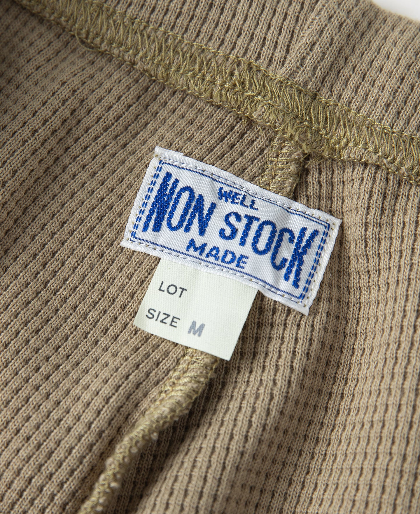 1346-1970s-heavyweight-waffle-knit-jogger-pants-khaki-8.jpg 1970s Heavyweight Waffle Knit Jogger Pants - Khaki