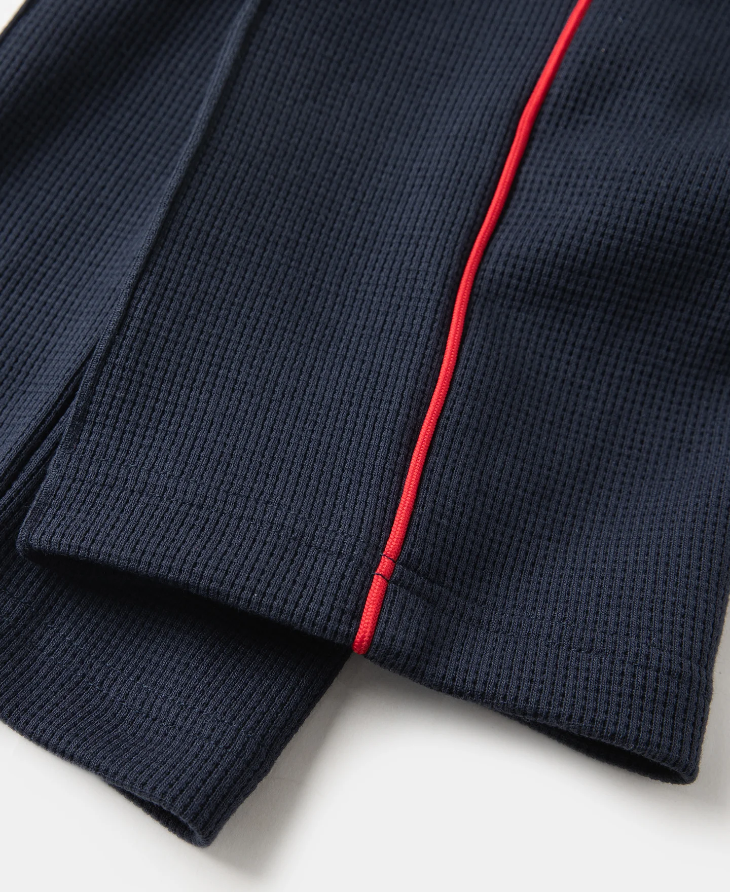 1352-1970s-heavyweight-waffle-knit-jogger-pants-navy-12.webp 1970s Heavyweight Waffle Knit Jogger Pants - Navy