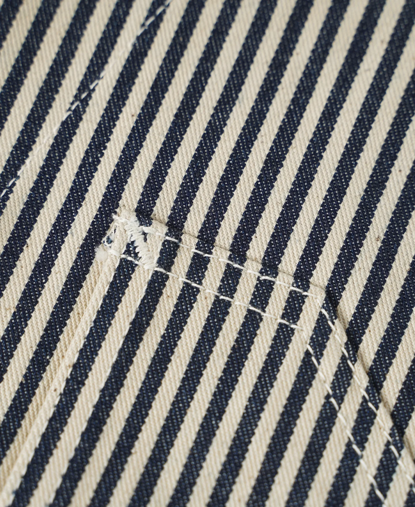 1626-lot-423-express-stripe-vest-11.webp Lot 423 Express Stripe Vest