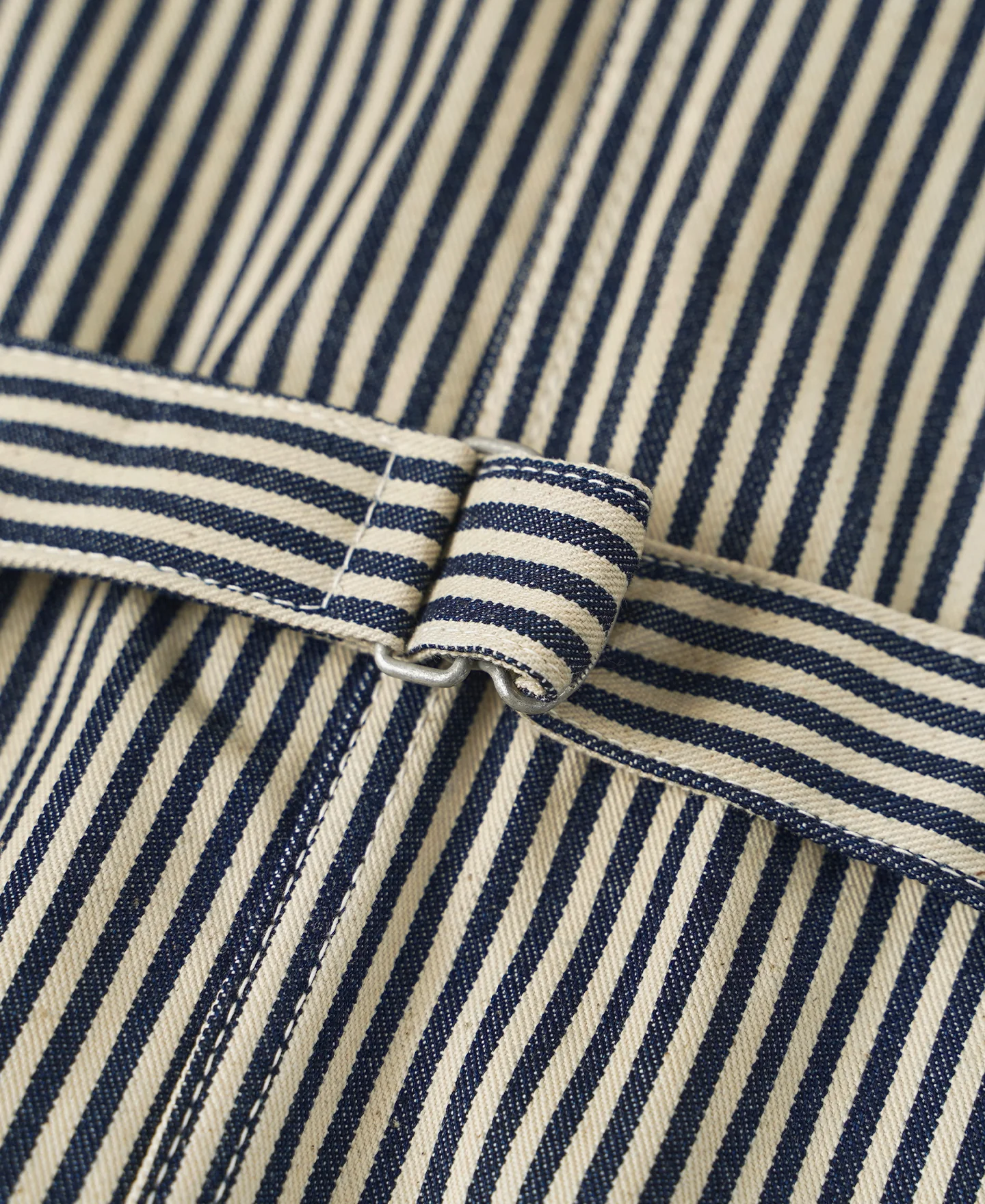 1626-lot-423-express-stripe-vest-15.webp Lot 423 Express Stripe Vest