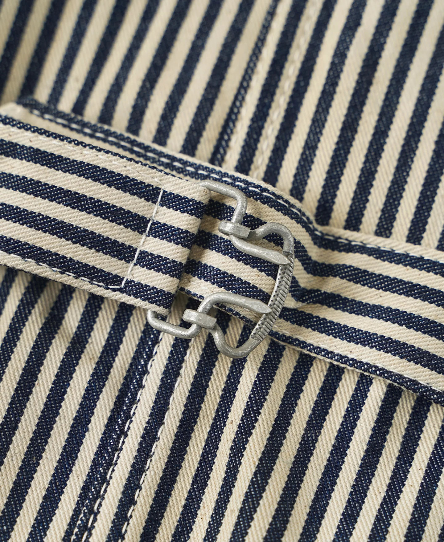 1626-lot-423-express-stripe-vest-16.webp Lot 423 Express Stripe Vest