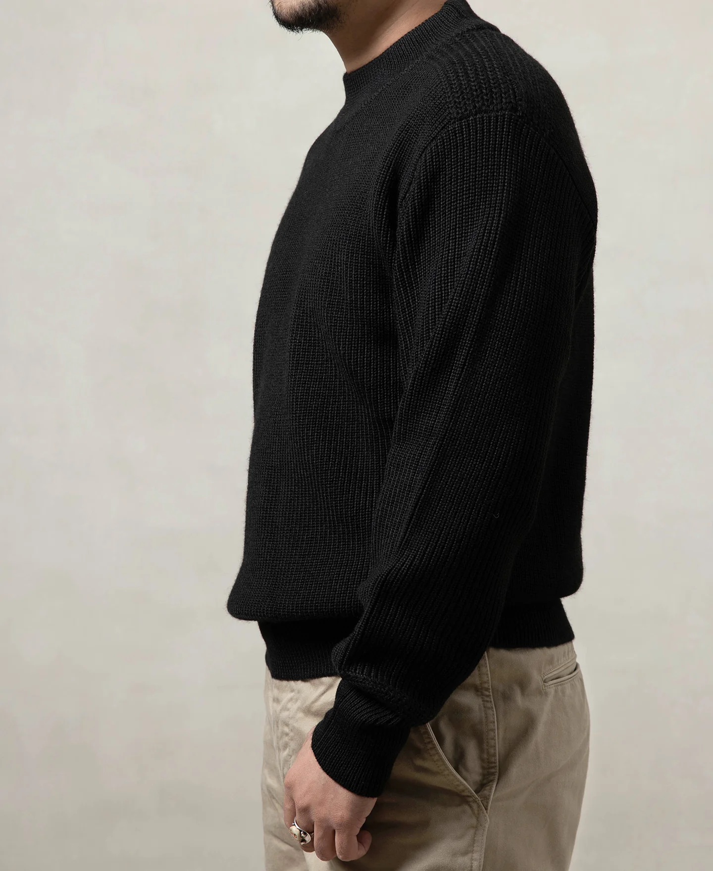 1864-pre-war-model-usn-woolen-sweater-black-4.webp Pre-War Model USN Woolen Sweater - Black
