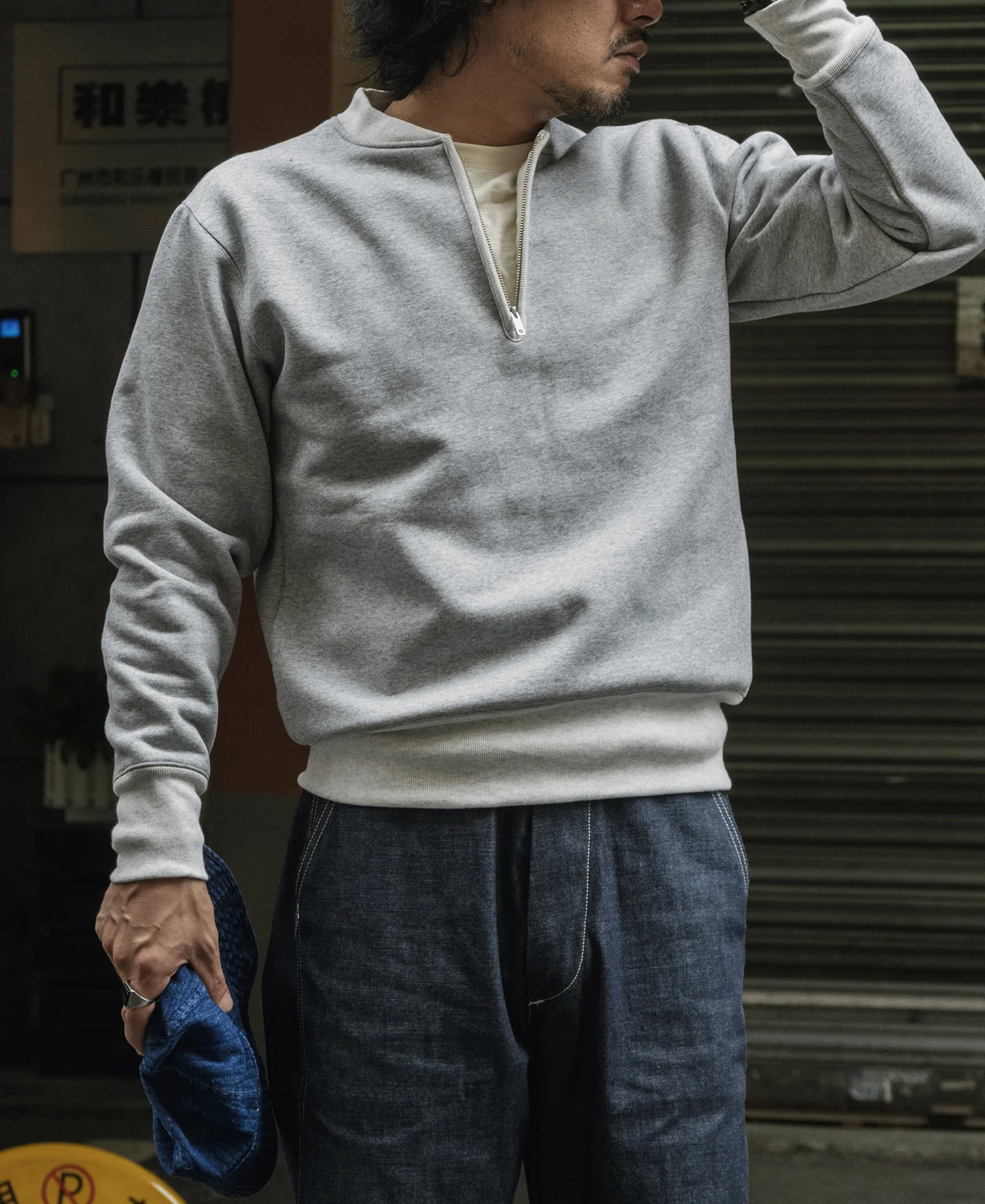 1912-racing-half-zip-heavyweight-fleece-sweatshirt-gray-3.webp Racing Half-Zip Heavyweight Fleece Sweatshirt - Gray