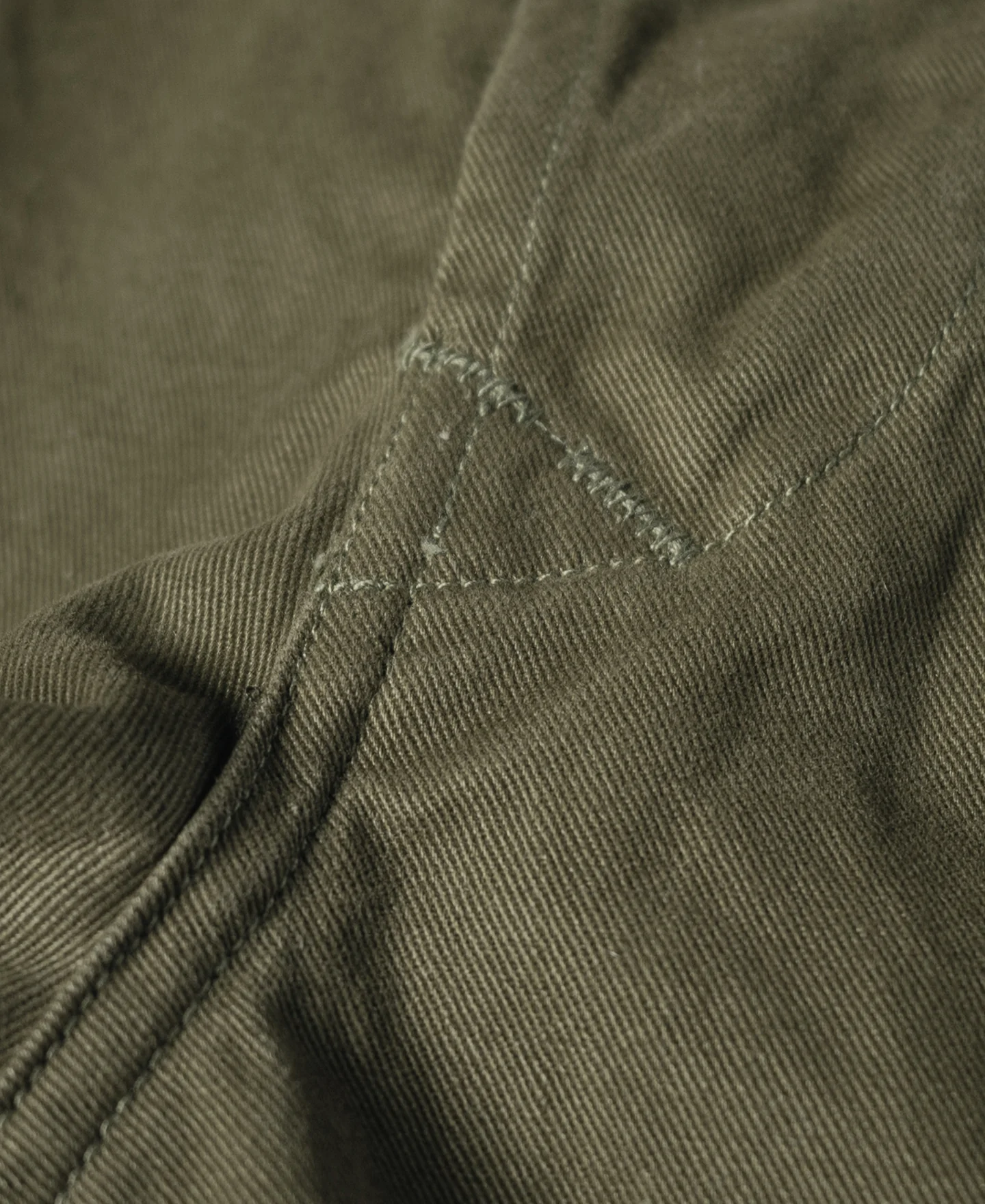 2458-1943-british-army-kd-jg-gurkha-bermuda-pants-olive-11.webp 1943 British Army KD & JG Gurkha Bermuda Pants - Olive