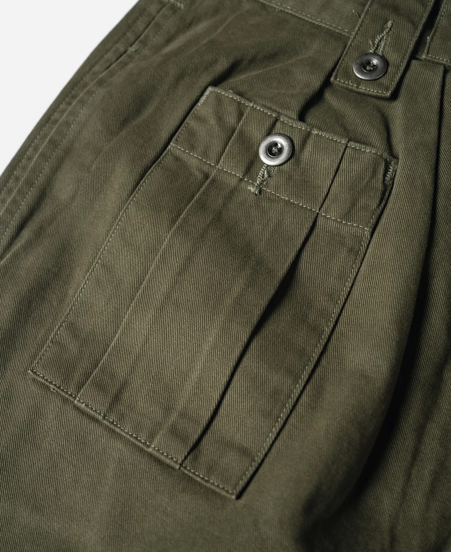 2458-1943-british-army-kd-jg-gurkha-bermuda-pants-olive-7.webp 1943 British Army KD & JG Gurkha Bermuda Pants - Olive