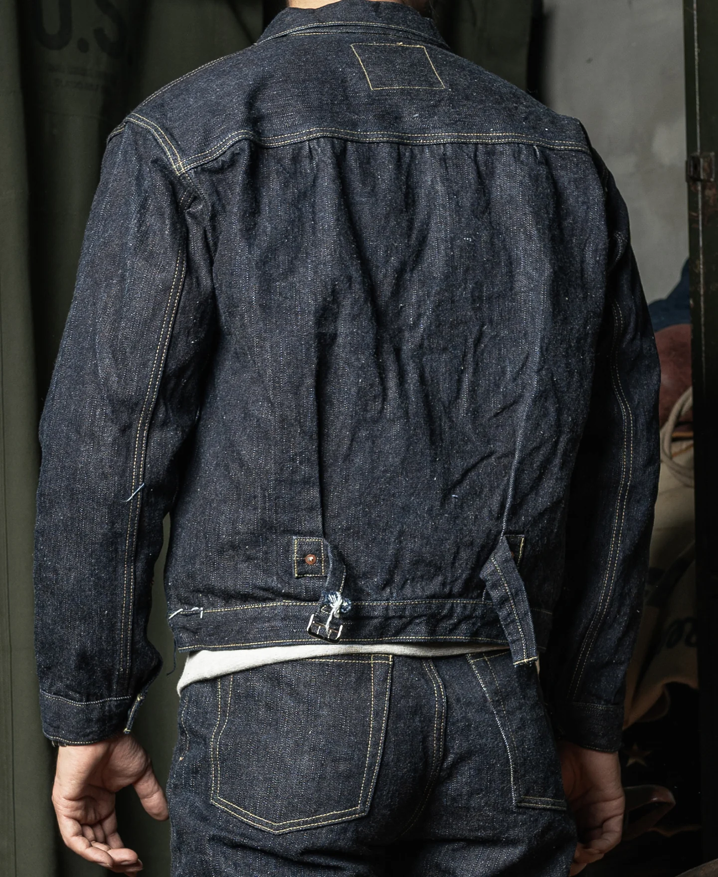 66-s806xx-1943-war-simplified-model-1st-selvedge-denim-jacket-6.webp S806XX 1943 War Simplified Model 1st Selvedge Denim Jacket